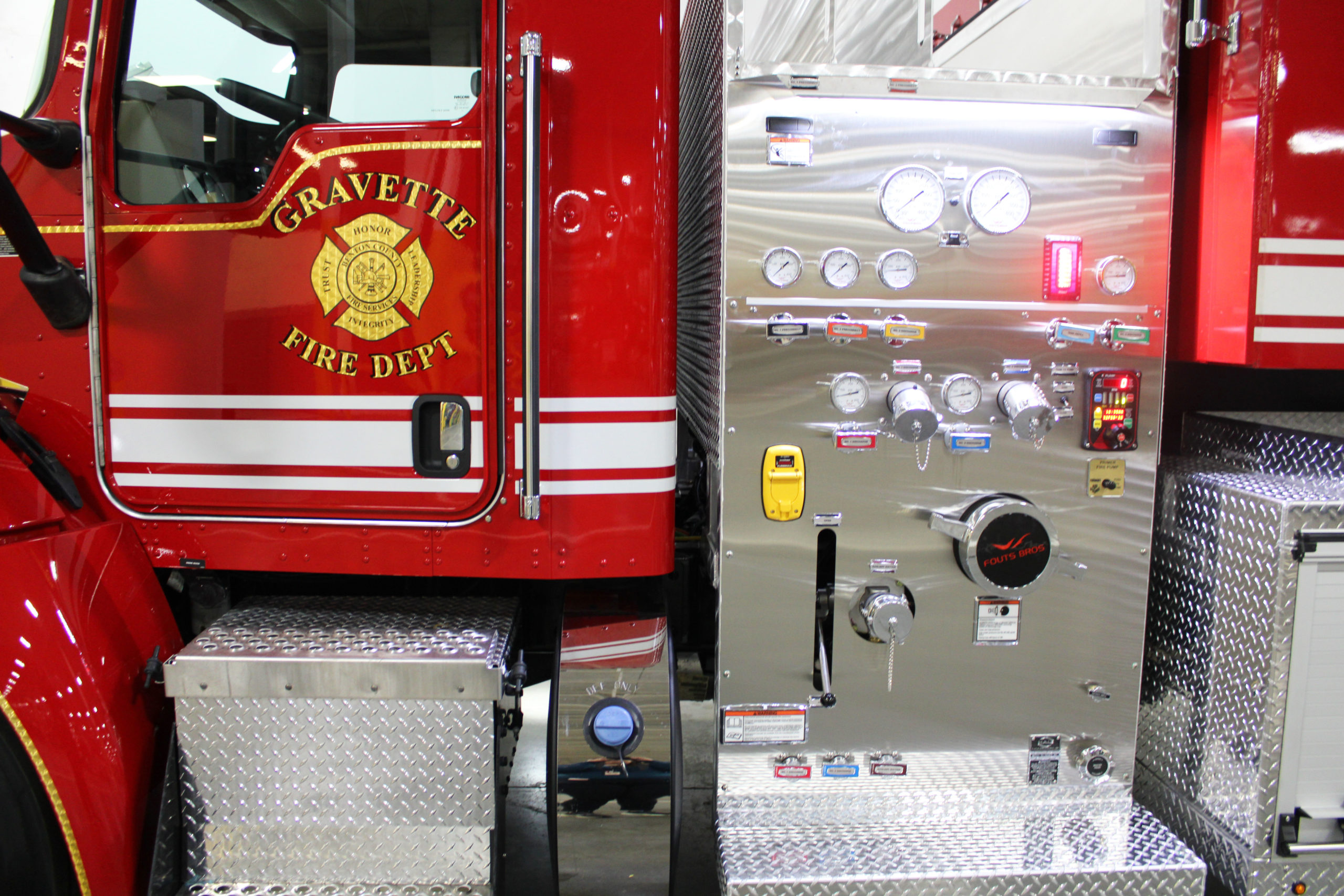 3 fouts bros – 3000 gallon tanker – benton county – gravette fire dept ...