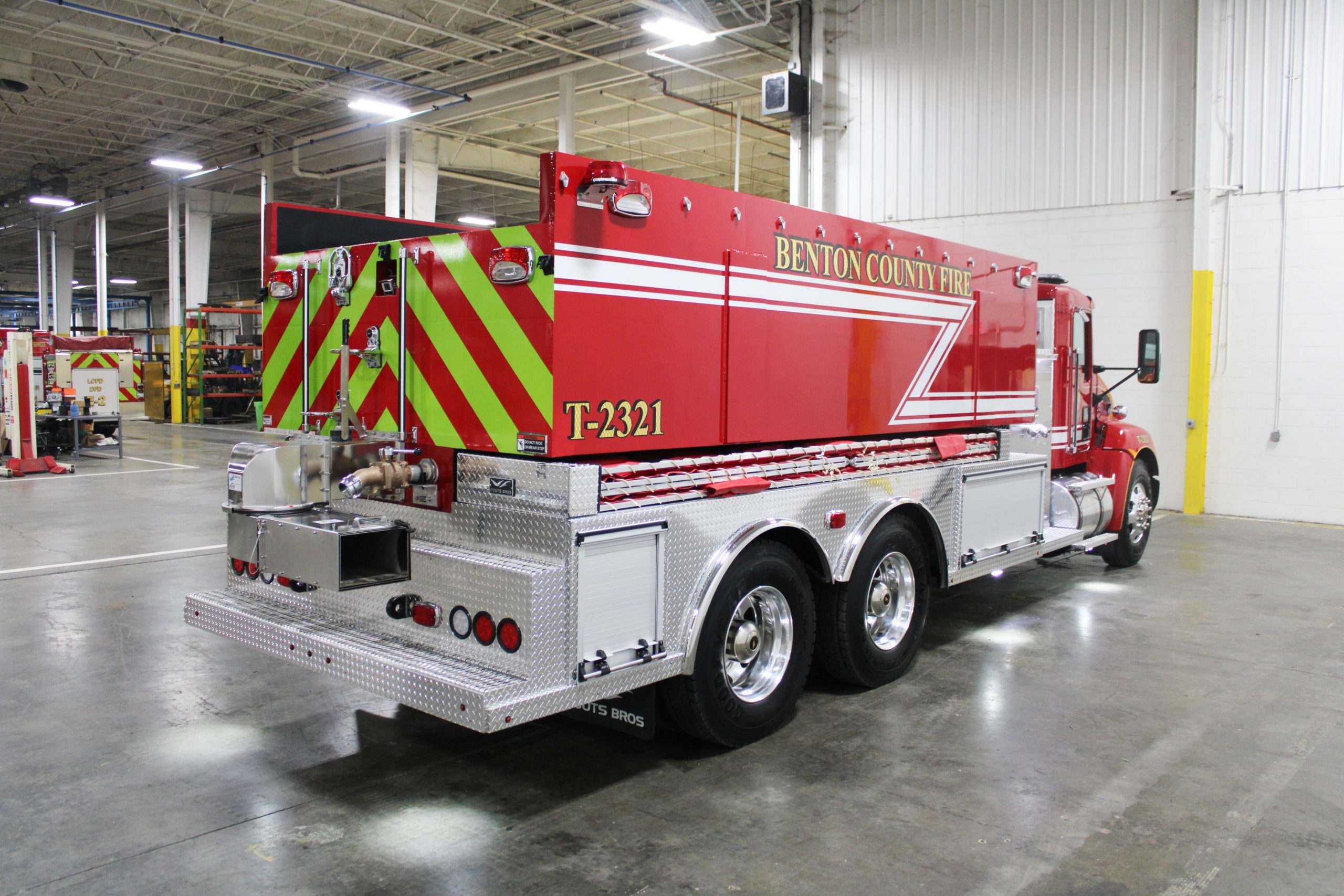 6 fouts bros – 3000 gallon tanker – benton county – gravette fire dept ...