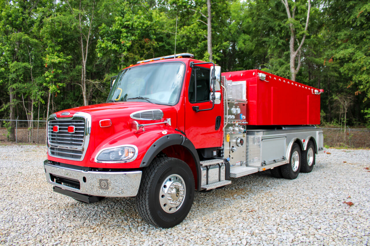 Fouts Fire Freightliner 3000 Gallon Tanker For Sale